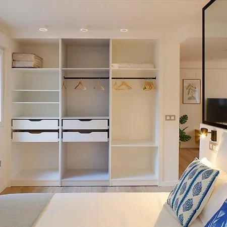 Ayala 653a By R2r Consulting * Oviedo